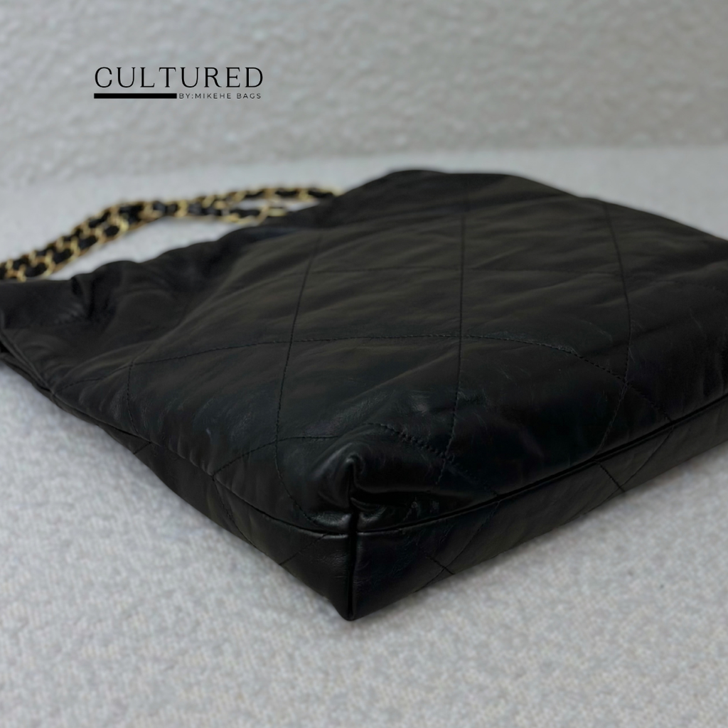 Chanel 22 Small in Black