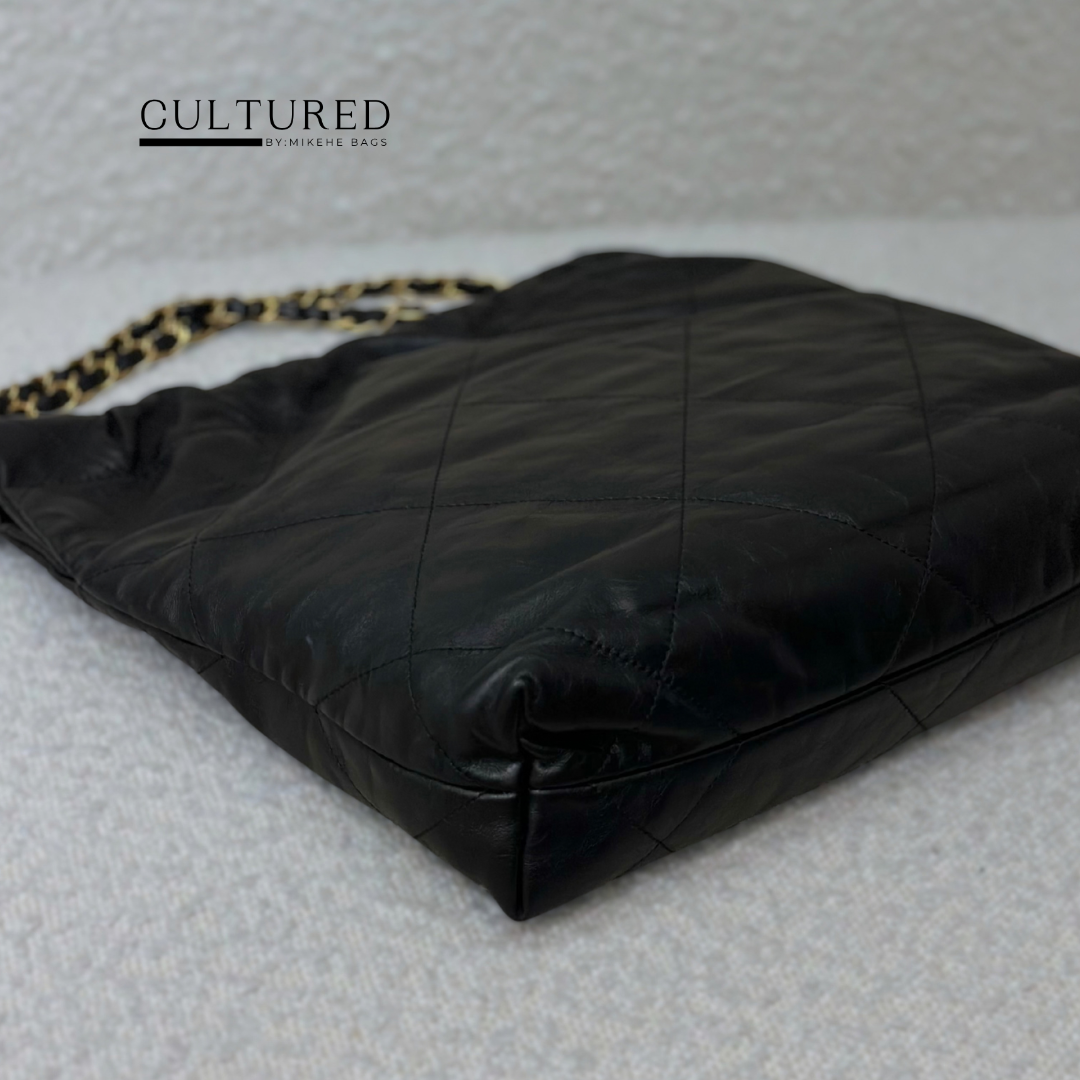 Chanel 22 Small in Black