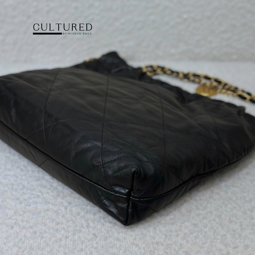 Chanel 22 Small in Black