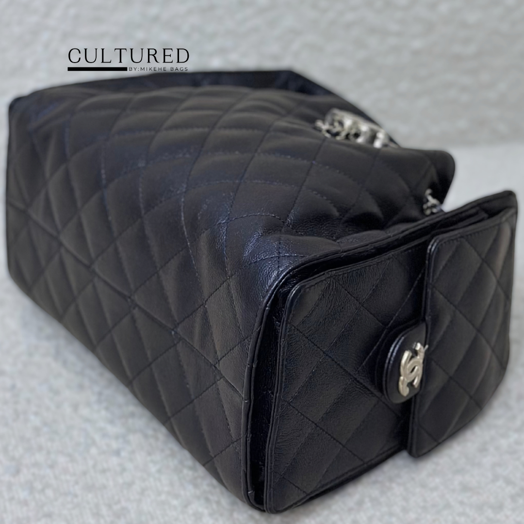 Chanel 25 Small in Navy Blue
