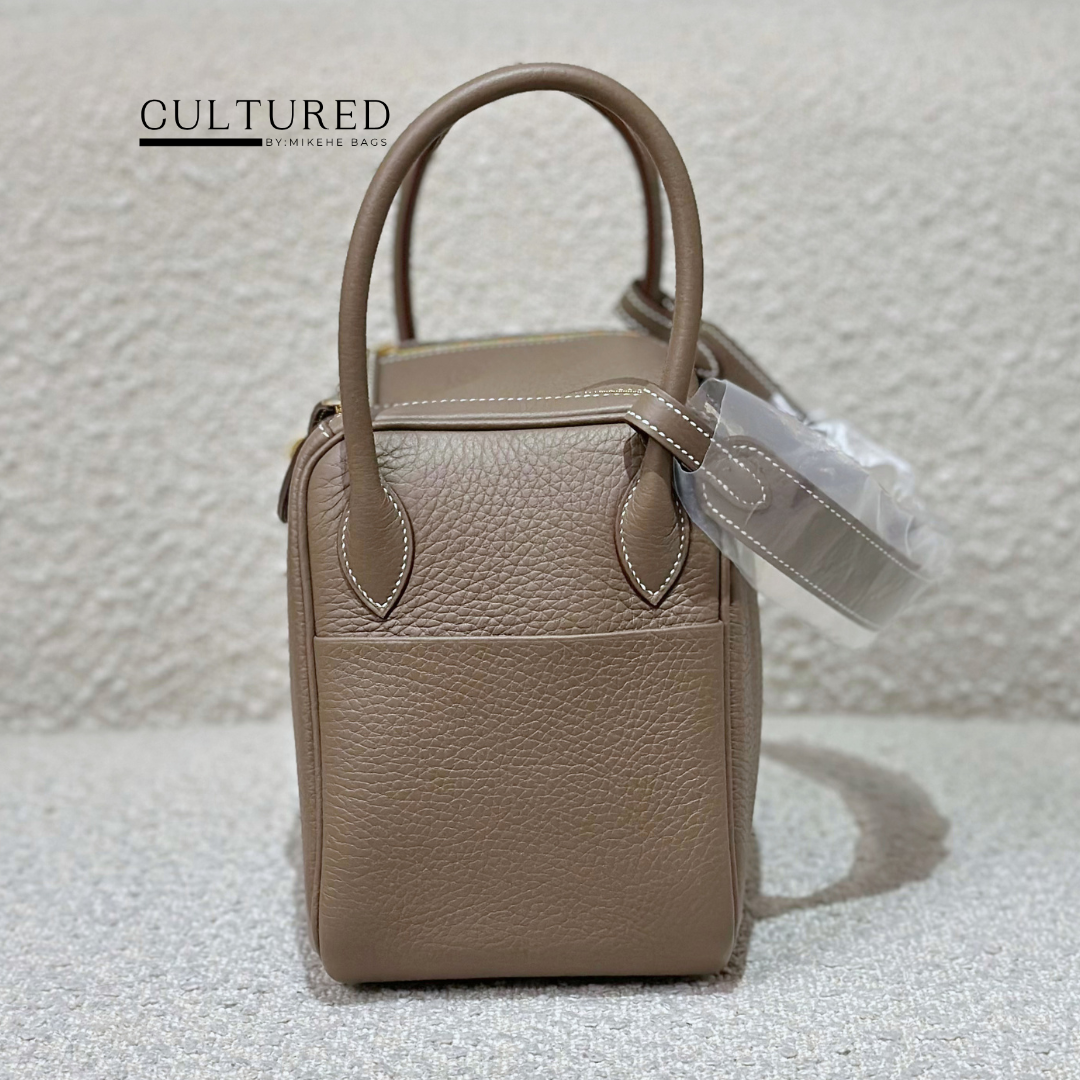 Hermès Lindy 26 in Etoupe