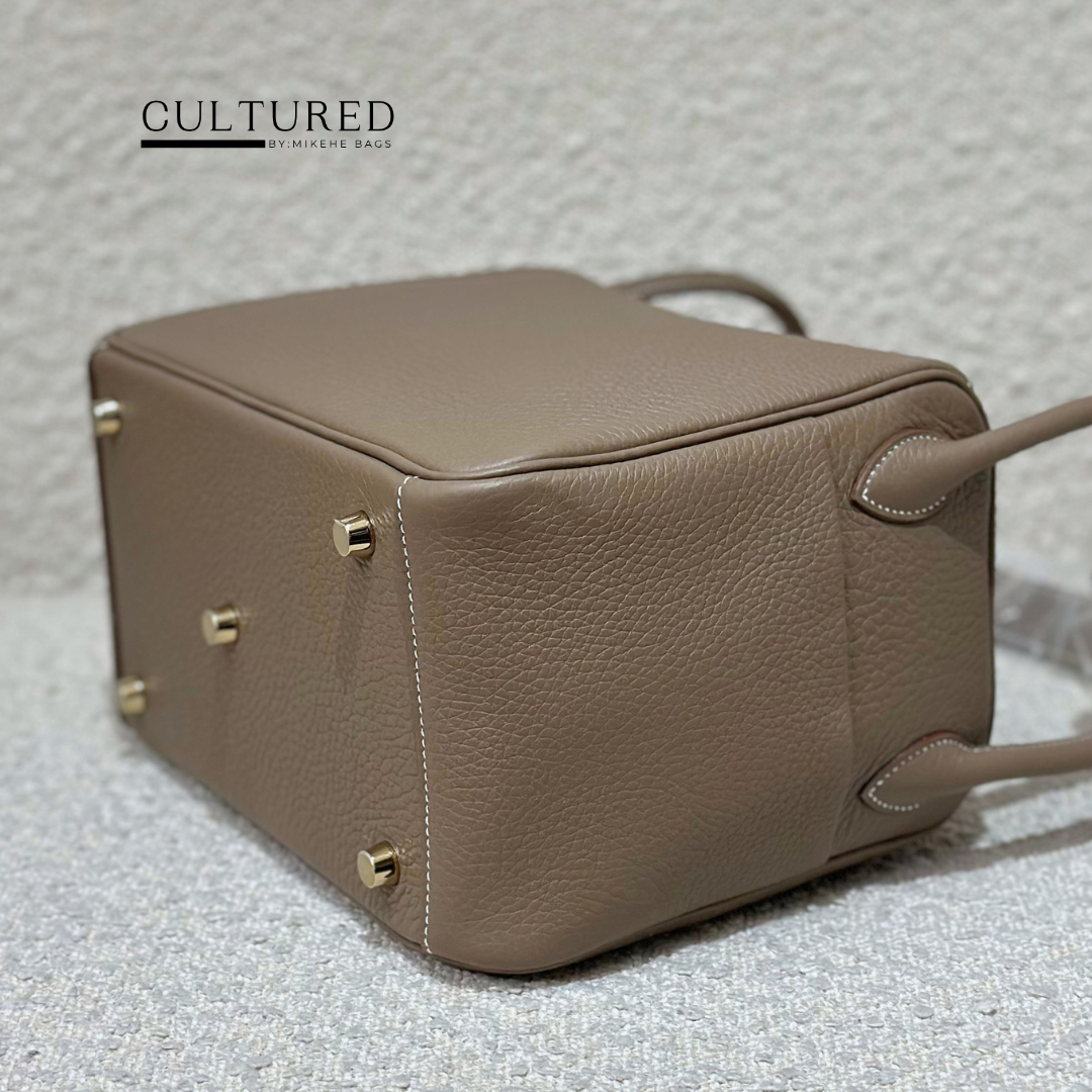 Hermès Lindy 26 in Etoupe